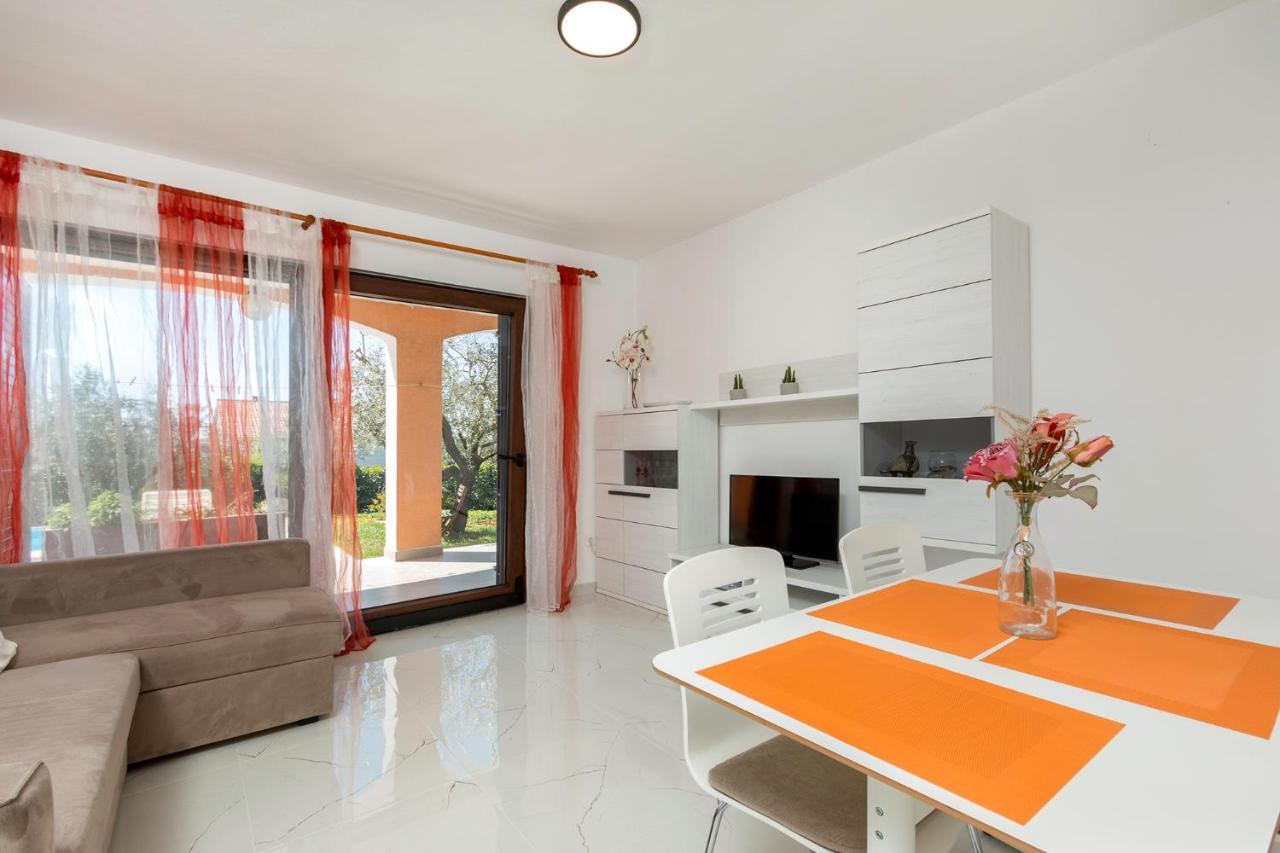 Apartments Mandic Πούλα Εξωτερικό φωτογραφία