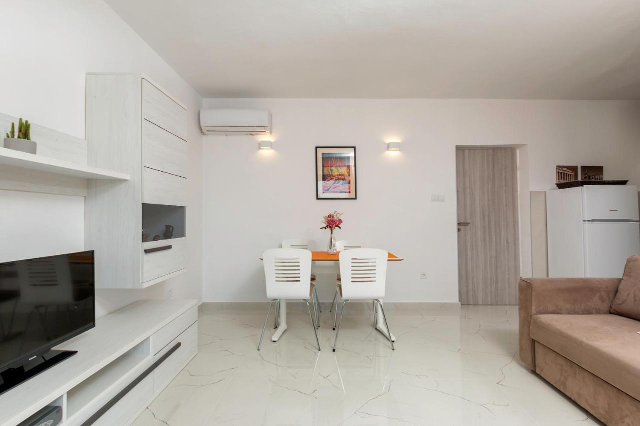 Apartments Mandic Πούλα Εξωτερικό φωτογραφία