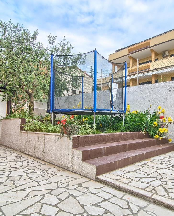Apartments Mandic Πούλα Εξωτερικό φωτογραφία